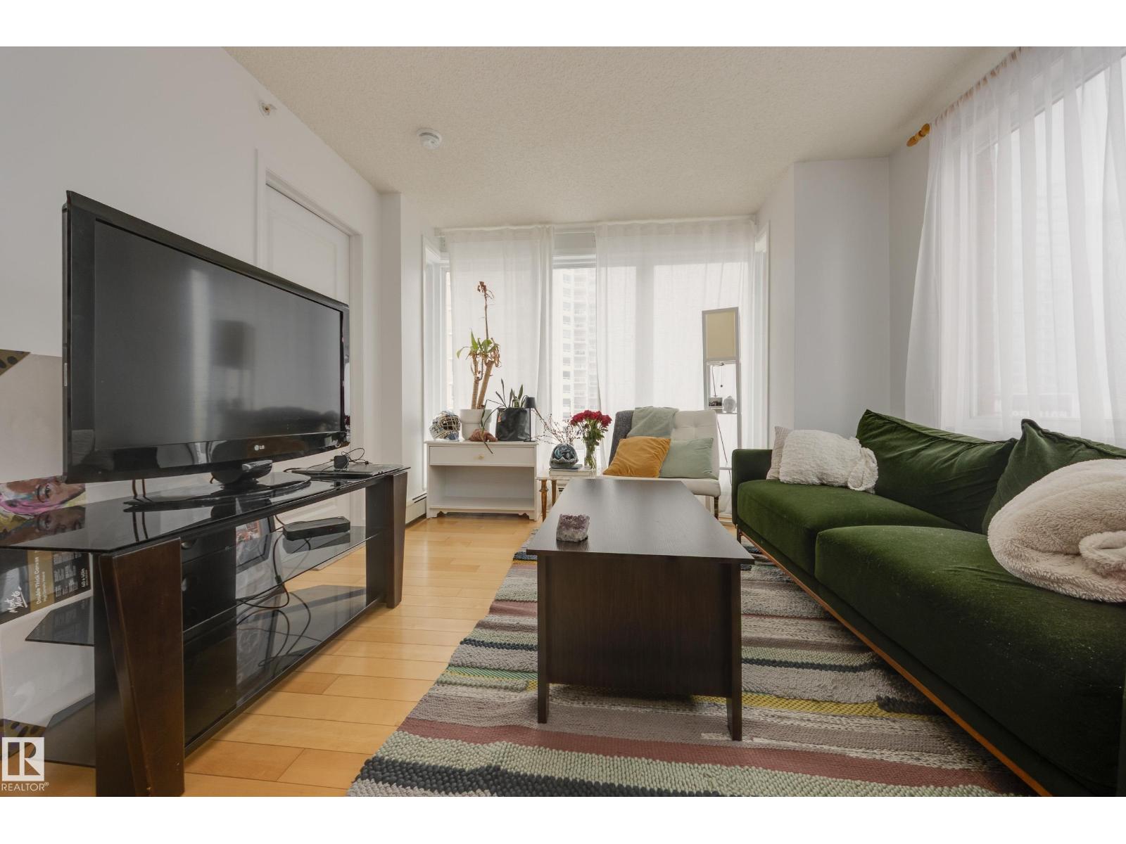 #1007 10180 104 Street Nw, Edmonton, Alberta  T5J 1A7 - Photo 4 - E4478868