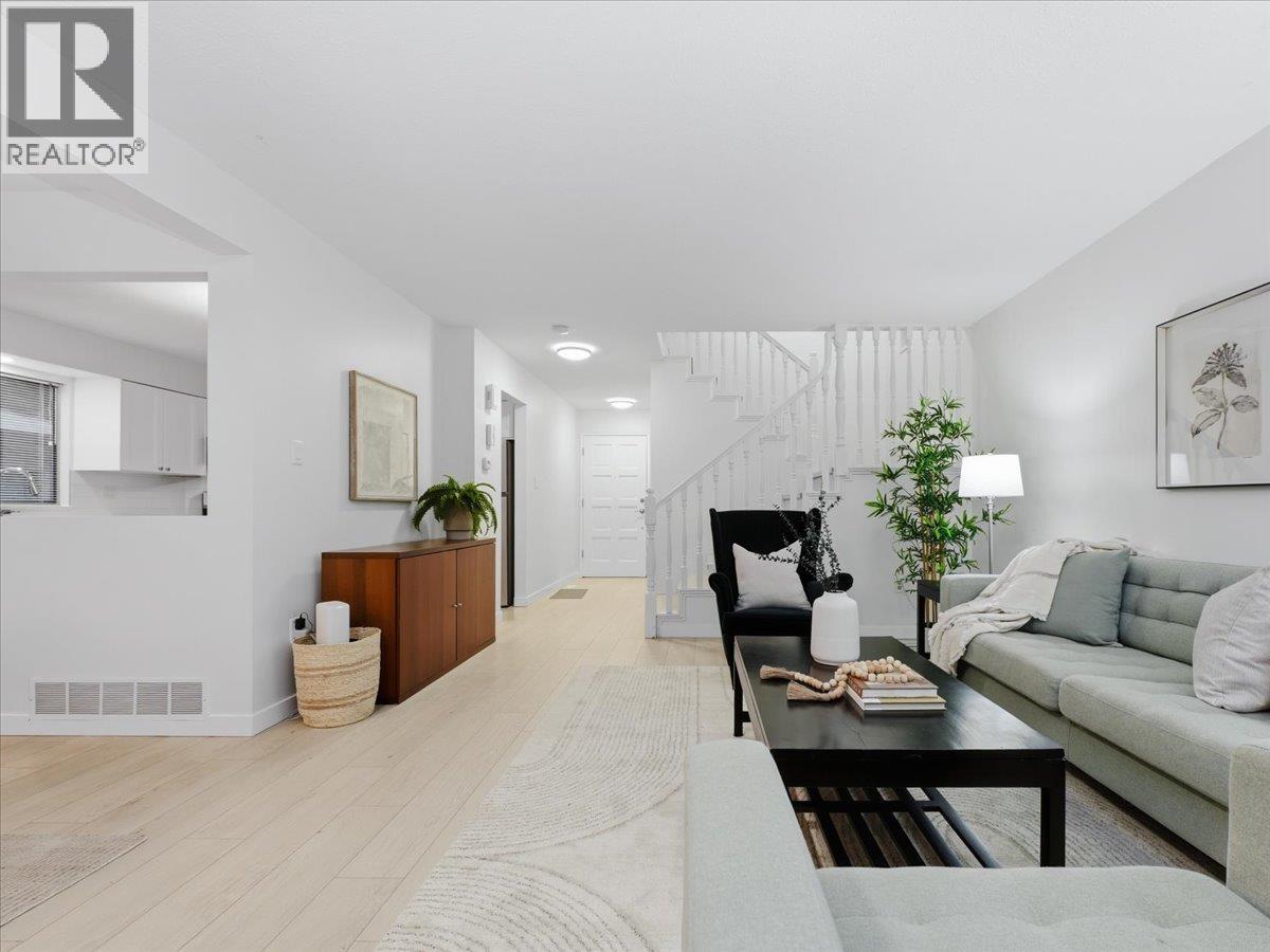 1341 Wellington Drive, North Vancouver, British Columbia  V7K 1L6 - Photo 7 - R3103203