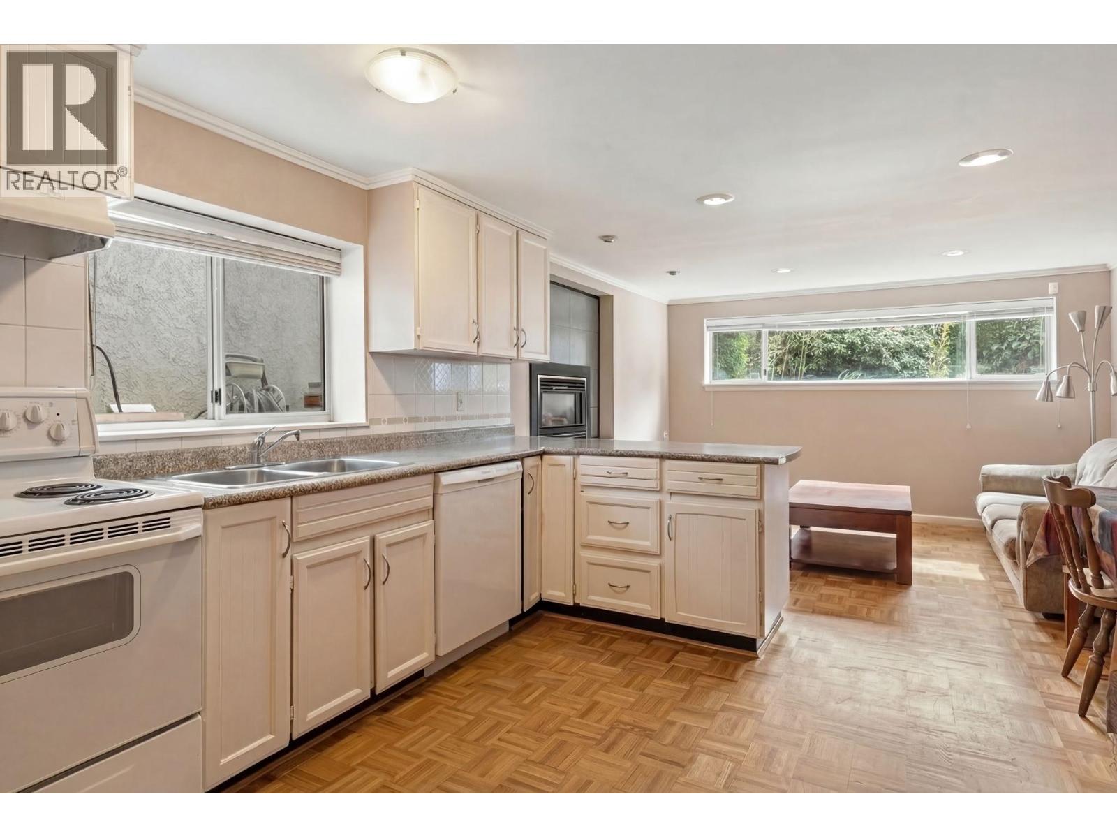 2779 W 33rd Avenue, Vancouver, British Columbia  V6N 2E9 - Photo 11 - R3103224