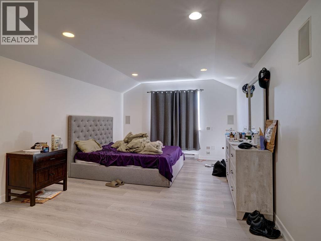 5628 Medusa Place, Sechelt, British Columbia  V0N 3A3 - Photo 30 - R3103261