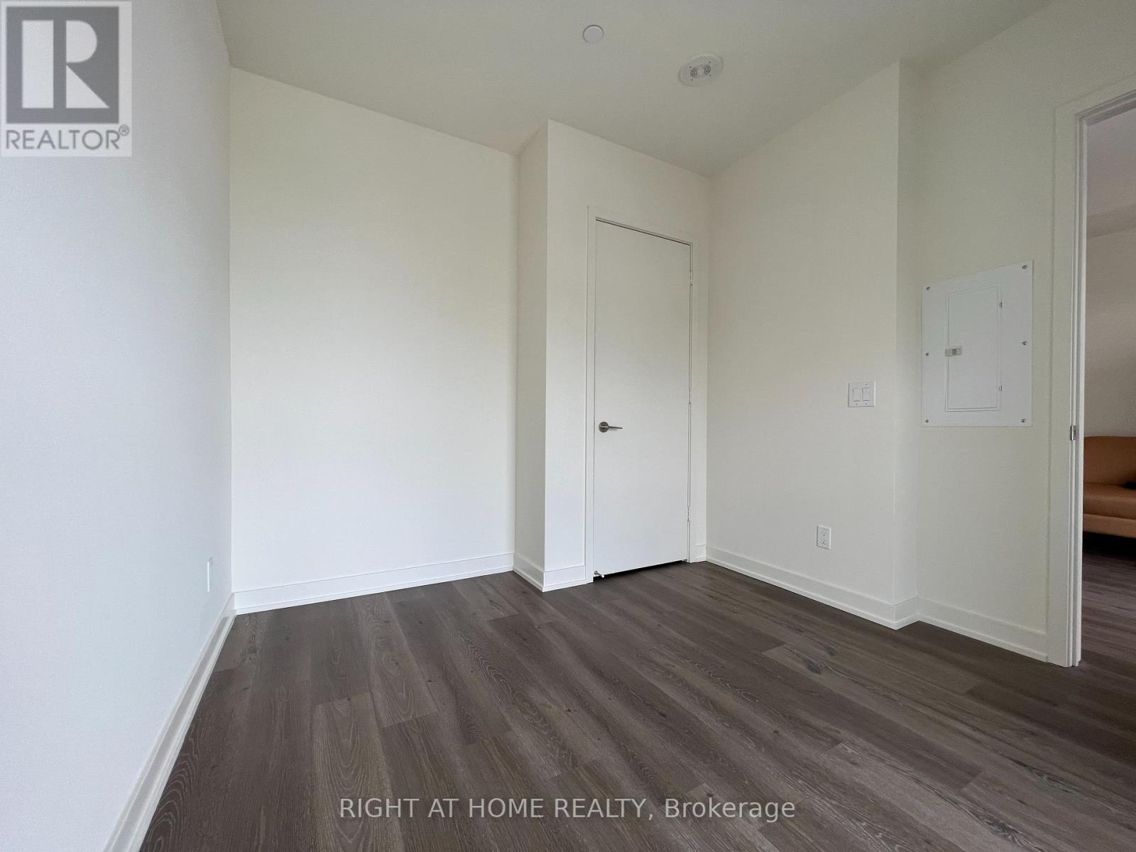 304 - 10 Deerlick Court, Toronto, Ontario  M3A 0A7 - Photo 9 - C12916984