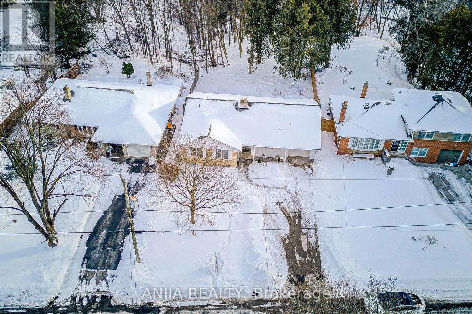 11 Drakefield Road, Markham, Ontario  L3P 1G6 - Photo 6 - N12916994