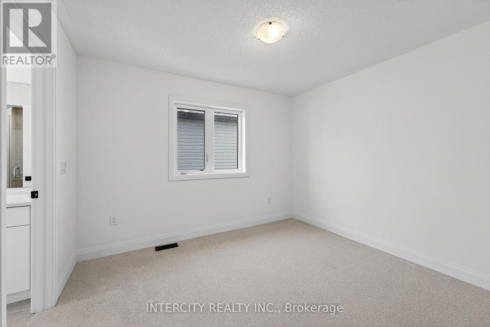 28 Legacy Circle, Wasaga Beach, Ontario  L9Z 0M5 - Photo 44 - S12916980