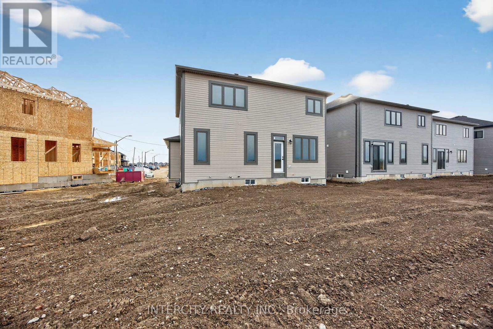 28 Legacy Circle, Wasaga Beach, Ontario  L9Z 0M5 - Photo 49 - S12916980