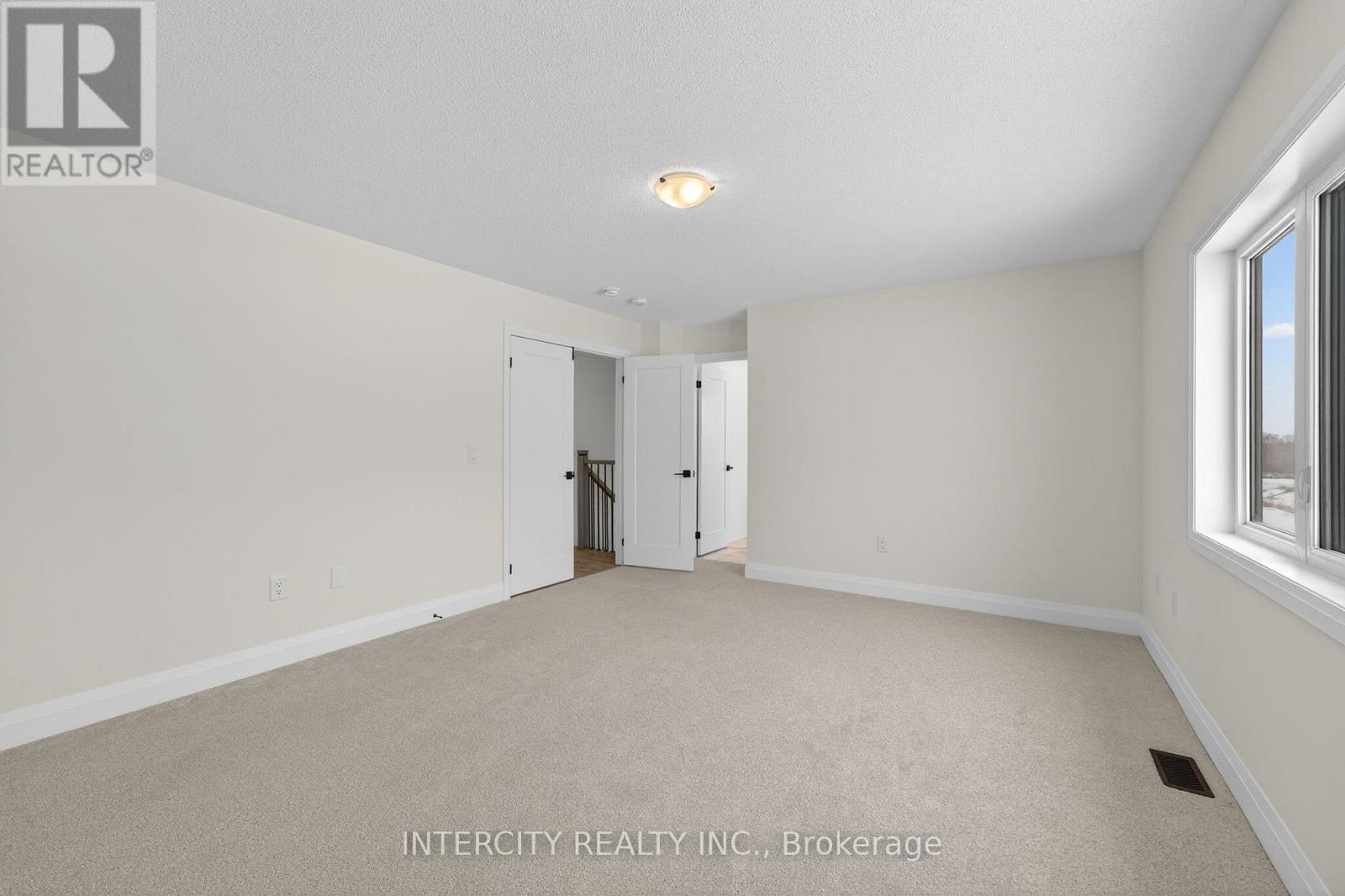 30 Legacy Circle, Wasaga Beach, Ontario  L9Z 0M5 - Photo 31 - S12916982