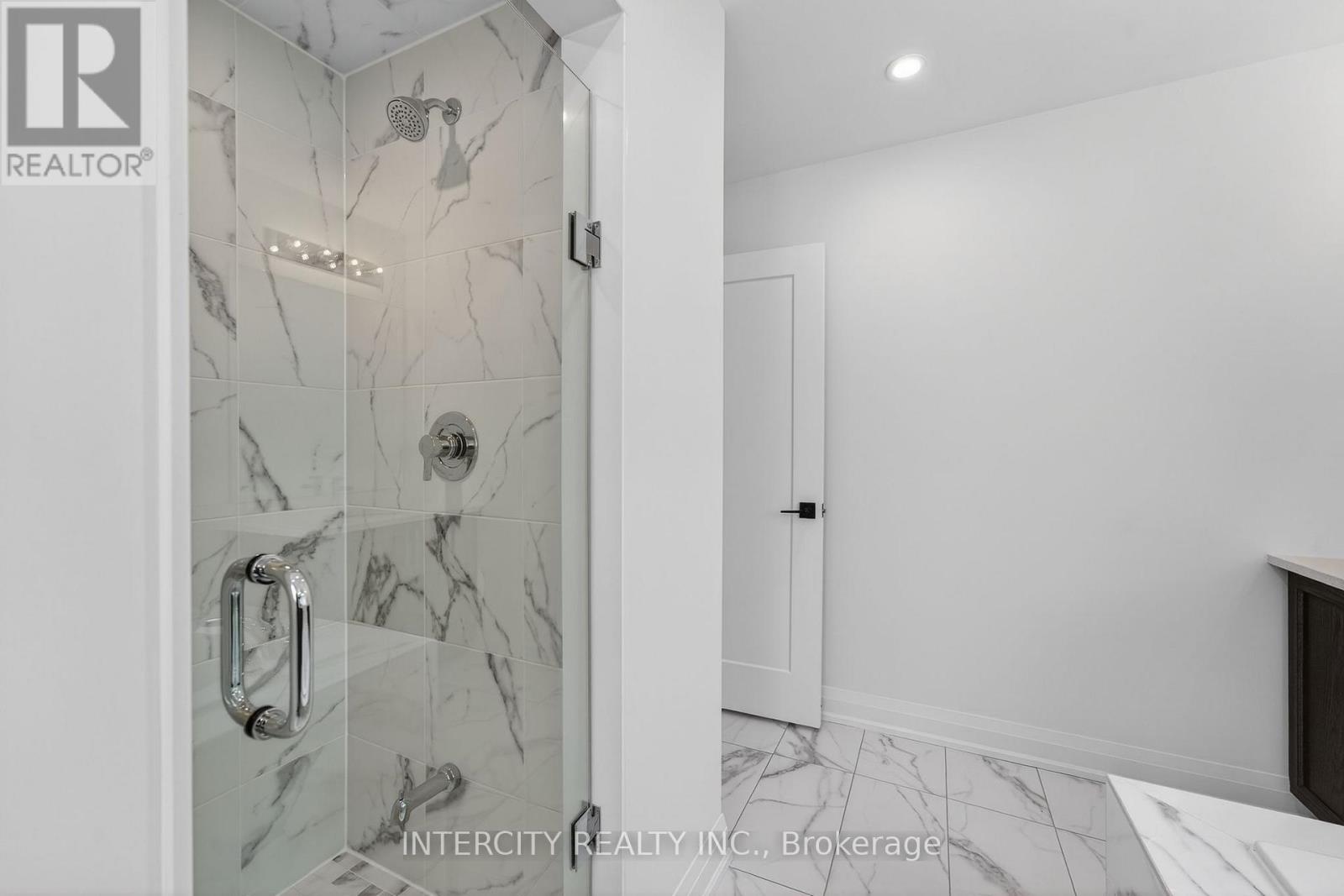 30 Legacy Circle, Wasaga Beach, Ontario  L9Z 0M5 - Photo 35 - S12916982