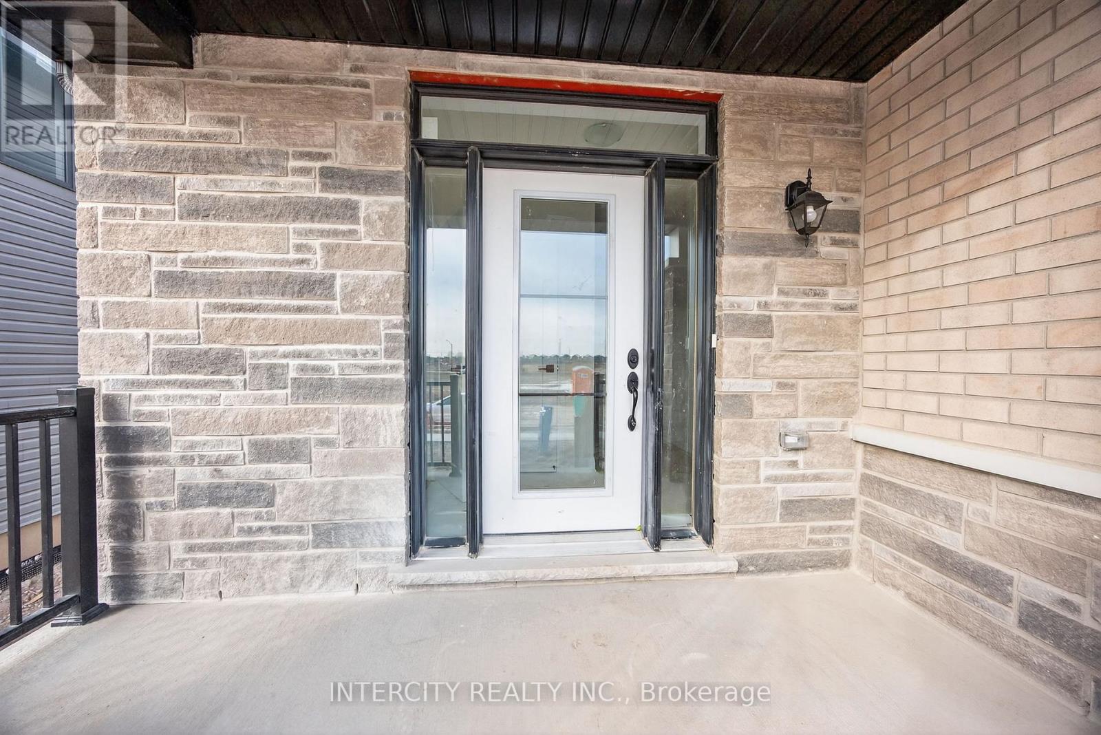 30 Legacy Circle, Wasaga Beach, Ontario  L9Z 0M5 - Photo 4 - S12916982