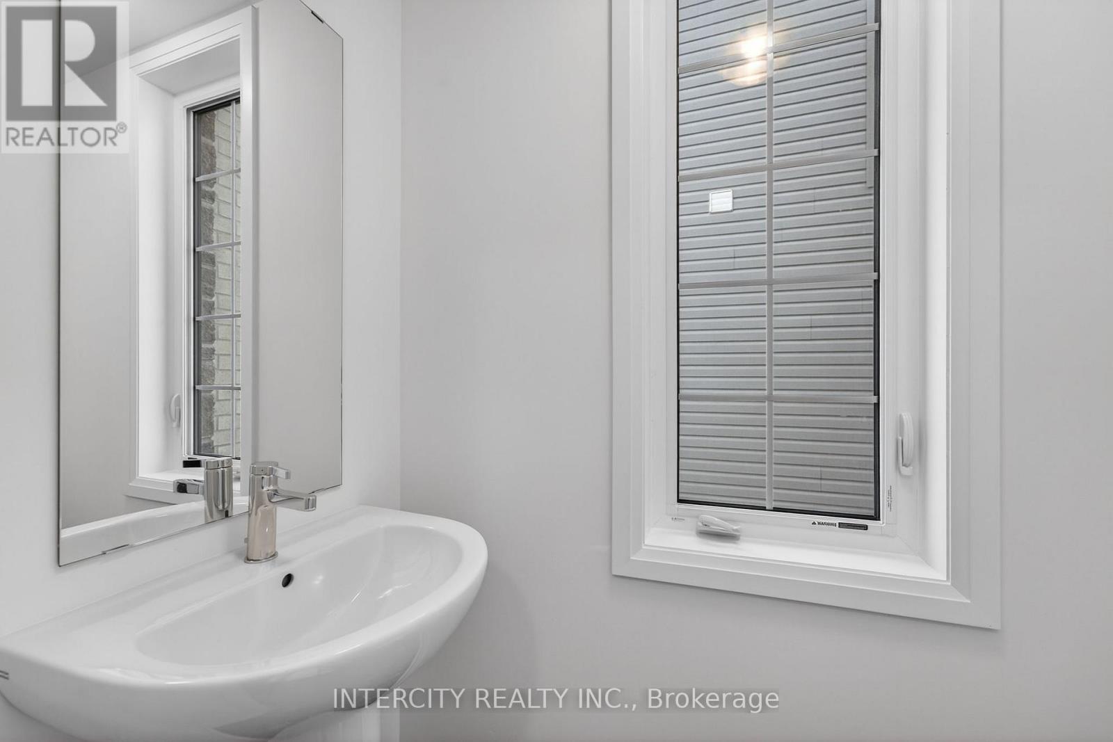 30 Legacy Circle, Wasaga Beach, Ontario  L9Z 0M5 - Photo 7 - S12916982