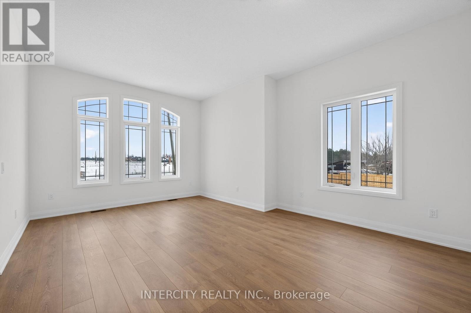 38 Legacy Circle, Wasaga Beach, Ontario  L9Z 0M5 - Photo 6 - S12916996