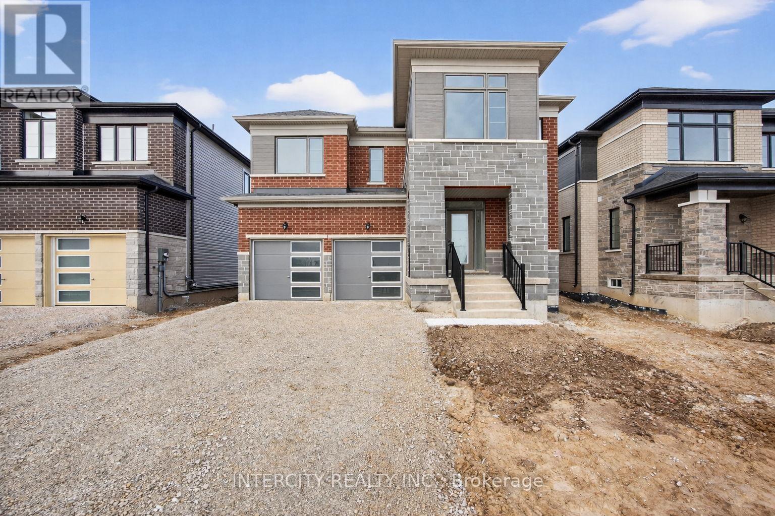 32 LEGACY CIRCLE, Wasaga Beach, Ontario