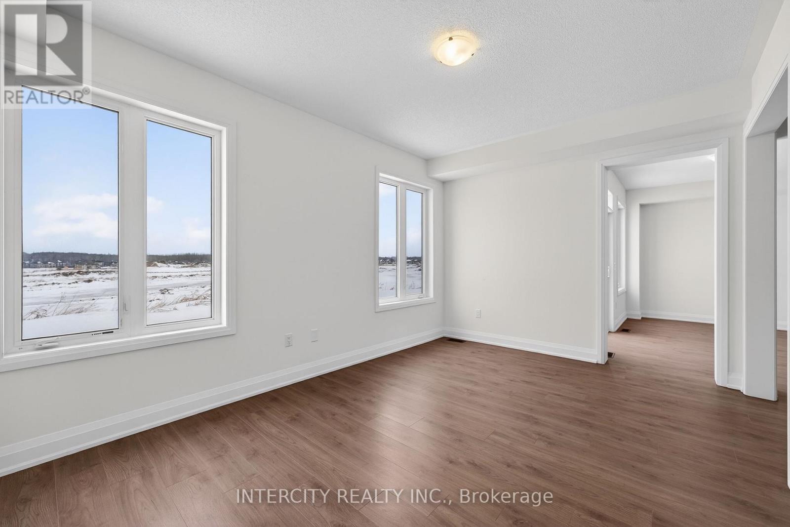 34 Legacy Circle, Wasaga Beach, Ontario  L9Z 0M5 - Photo 25 - S12917010