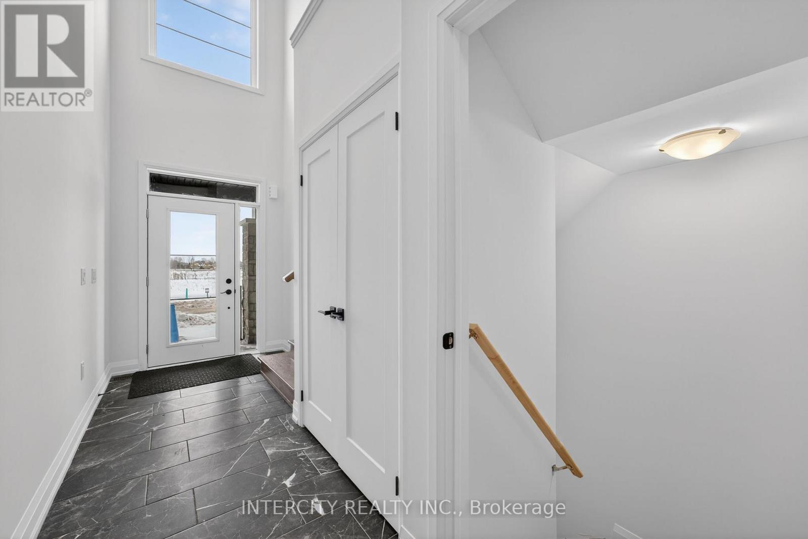 34 Legacy Circle, Wasaga Beach, Ontario  L9Z 0M5 - Photo 45 - S12917010