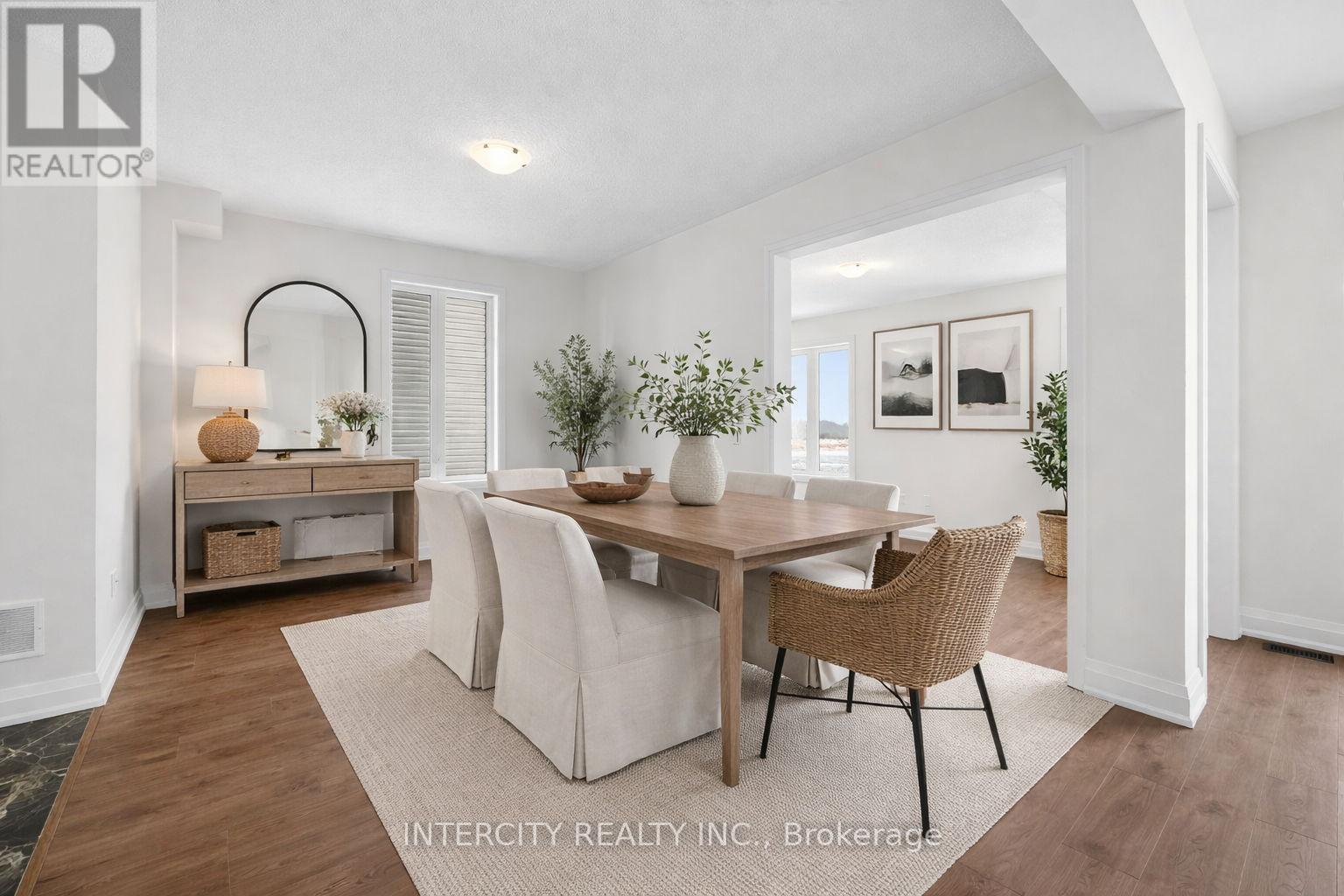 34 Legacy Circle, Wasaga Beach, Ontario  L9Z 0M5 - Photo 8 - S12917010