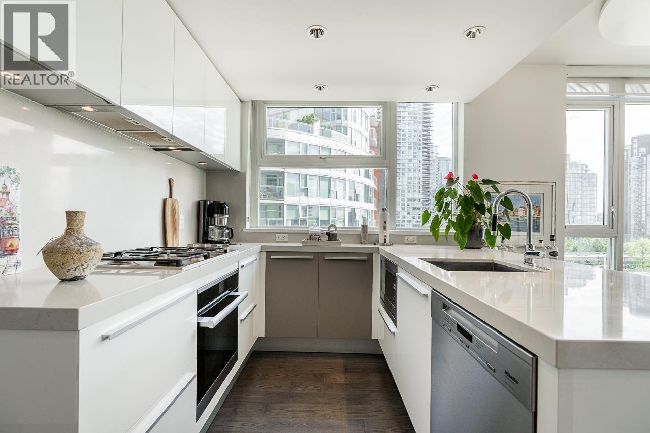 707 1351 Continental Street, Vancouver, British Columbia  V6Z 0C6 - Photo 11 - R3103235