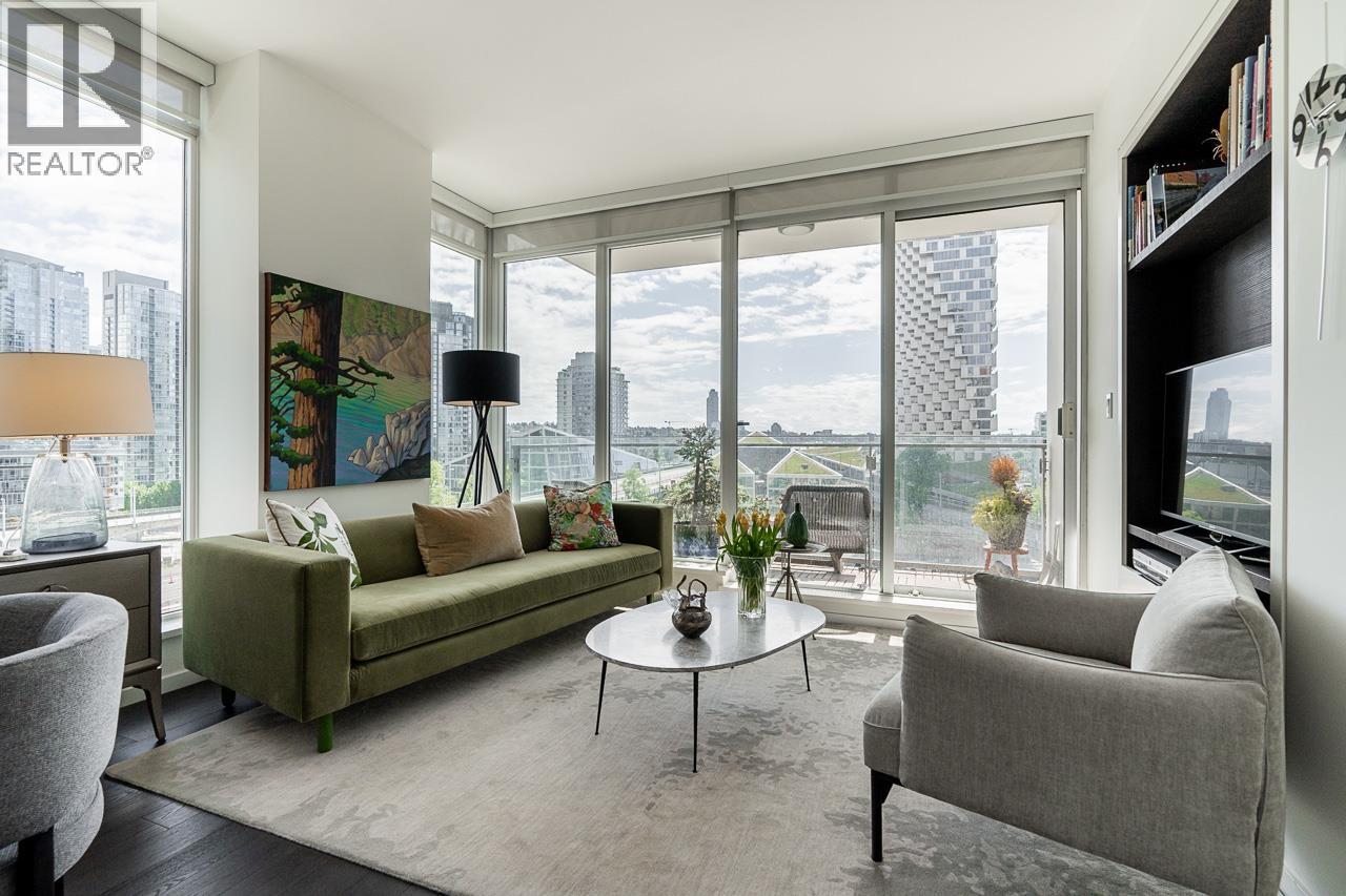 707 1351 CONTINENTAL STREET, Vancouver, British Columbia