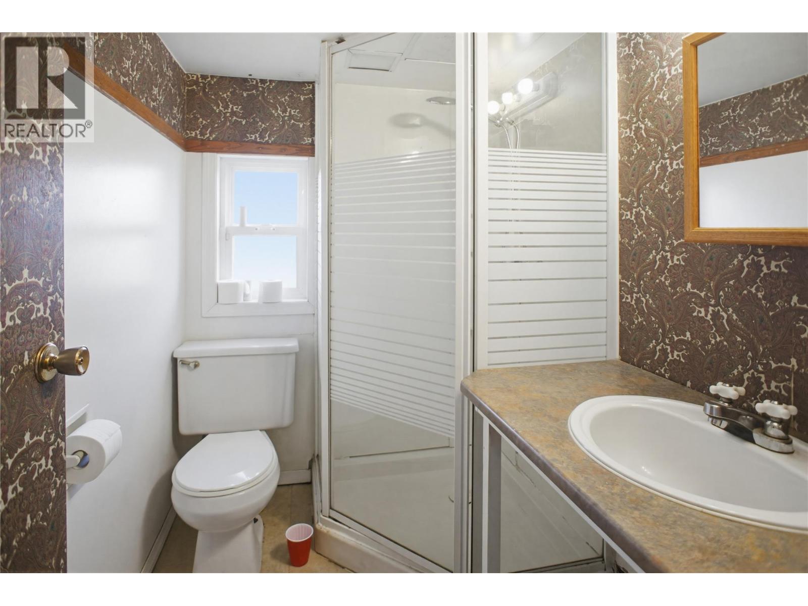 1942 Fleetwood Avenue, Kamloops, British Columbia  V2B 4S4 - Photo 21 - 10380092