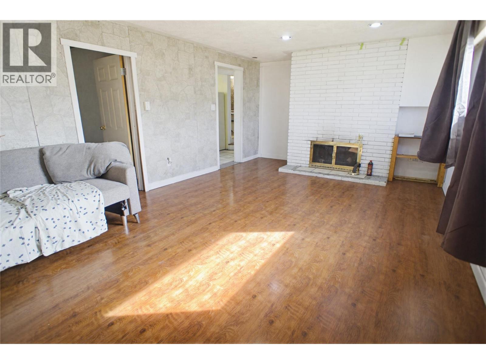 1942 Fleetwood Avenue, Kamloops, British Columbia  V2B 4S4 - Photo 16 - 10380092