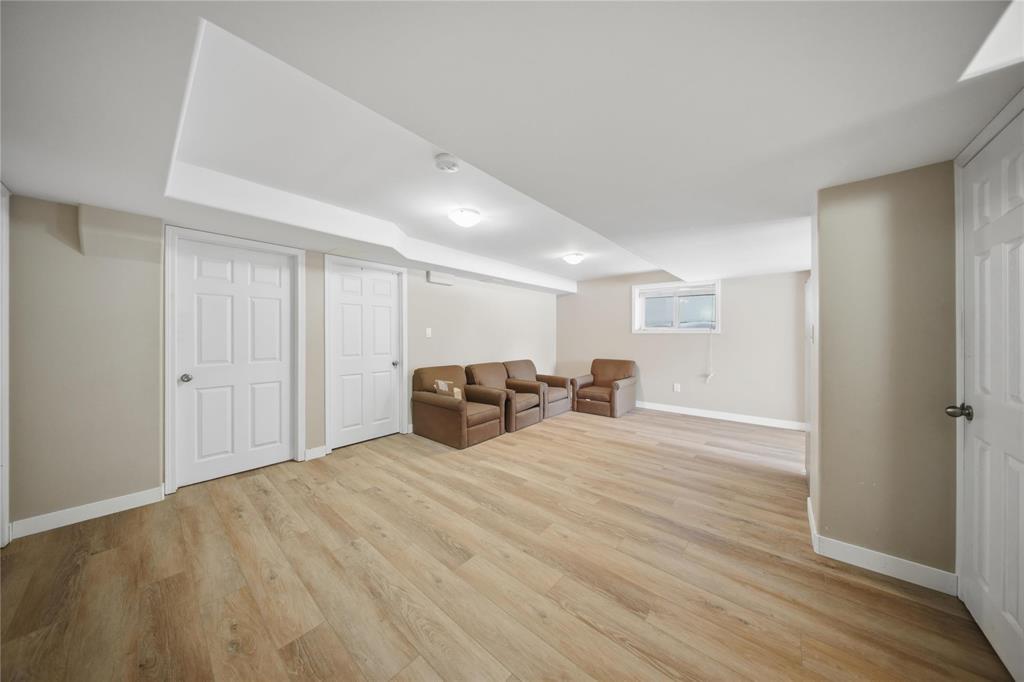 151 Mosselle Drive, Winnipeg, Manitoba  R2P 1N6 - Photo 27 - 202605296