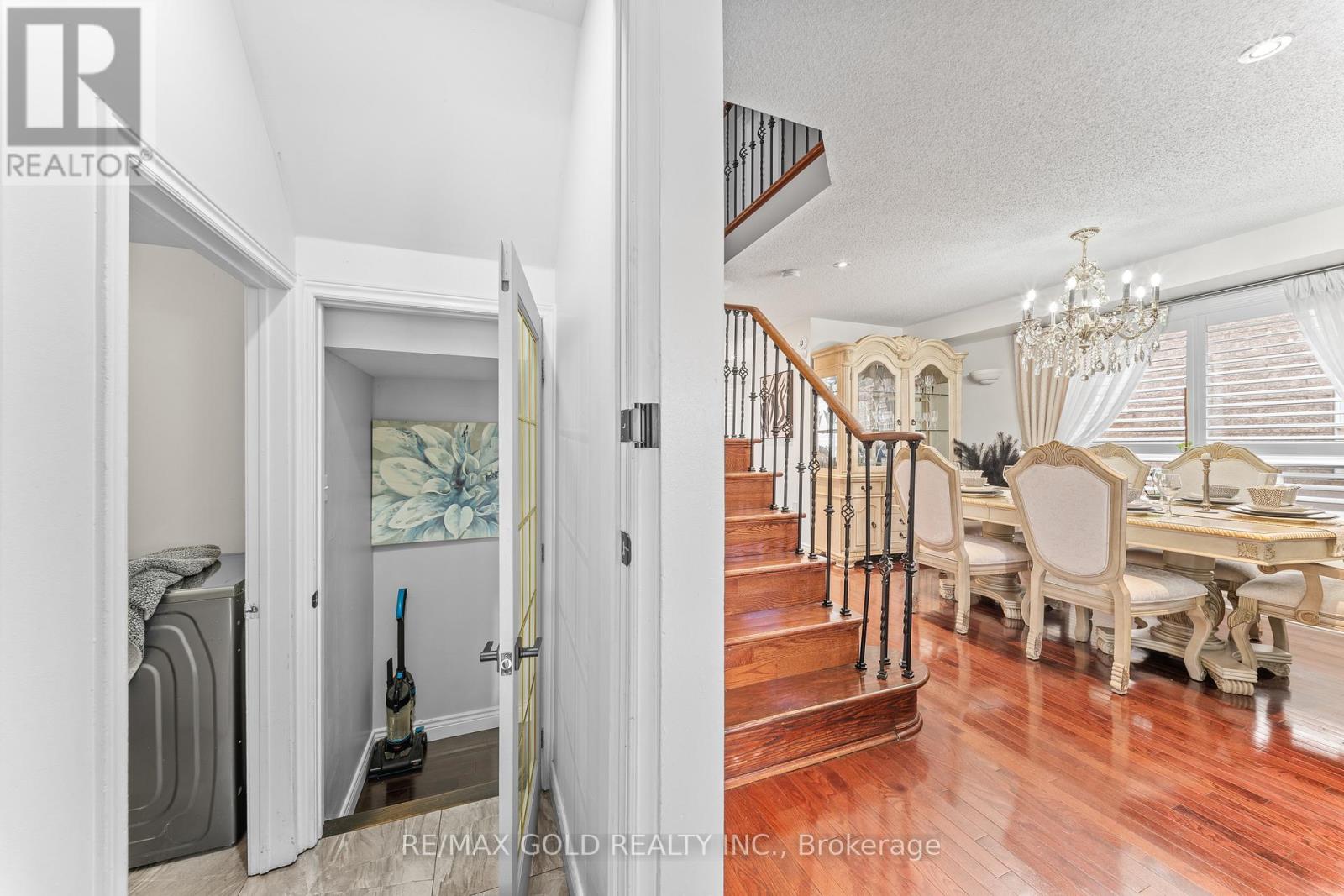 53 Linderwood Drive, Brampton, Ontario  L7A 1S4 - Photo 25 - W12917006