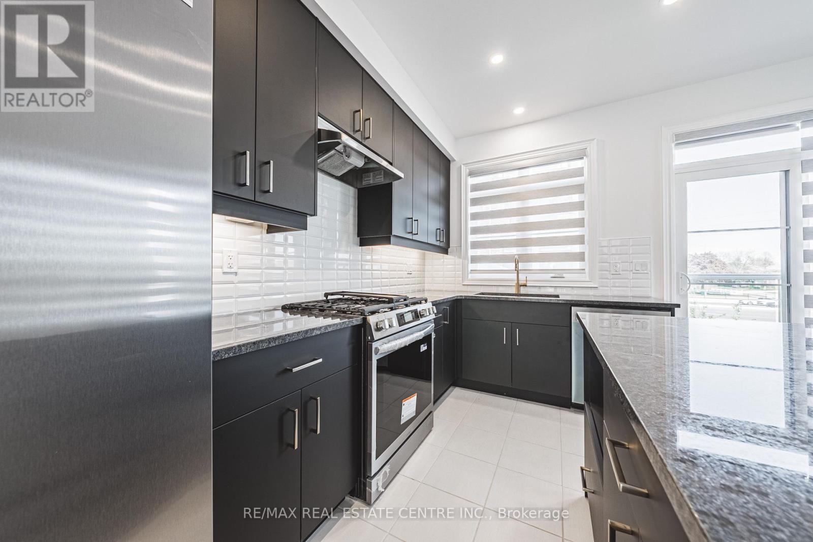 41 - 260 Melody Cmn, Oakville, Ontario  L6H 7H2 - Photo 18 - W12917016