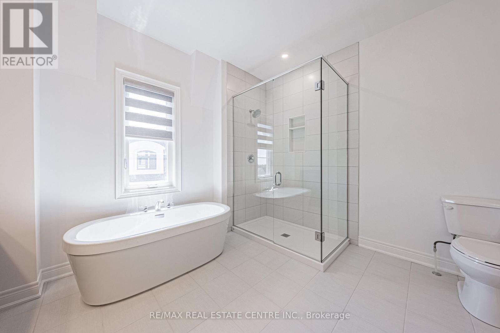 41 - 260 Melody Cmn, Oakville, Ontario  L6H 7H2 - Photo 39 - W12917016