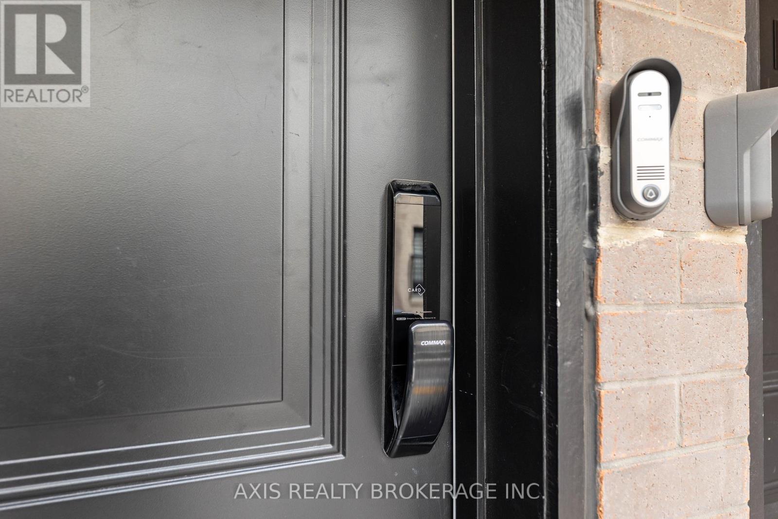 324 - 349 Wheat Boom Drive, Oakville, Ontario  L6H 7X5 - Photo 4 - W12917036