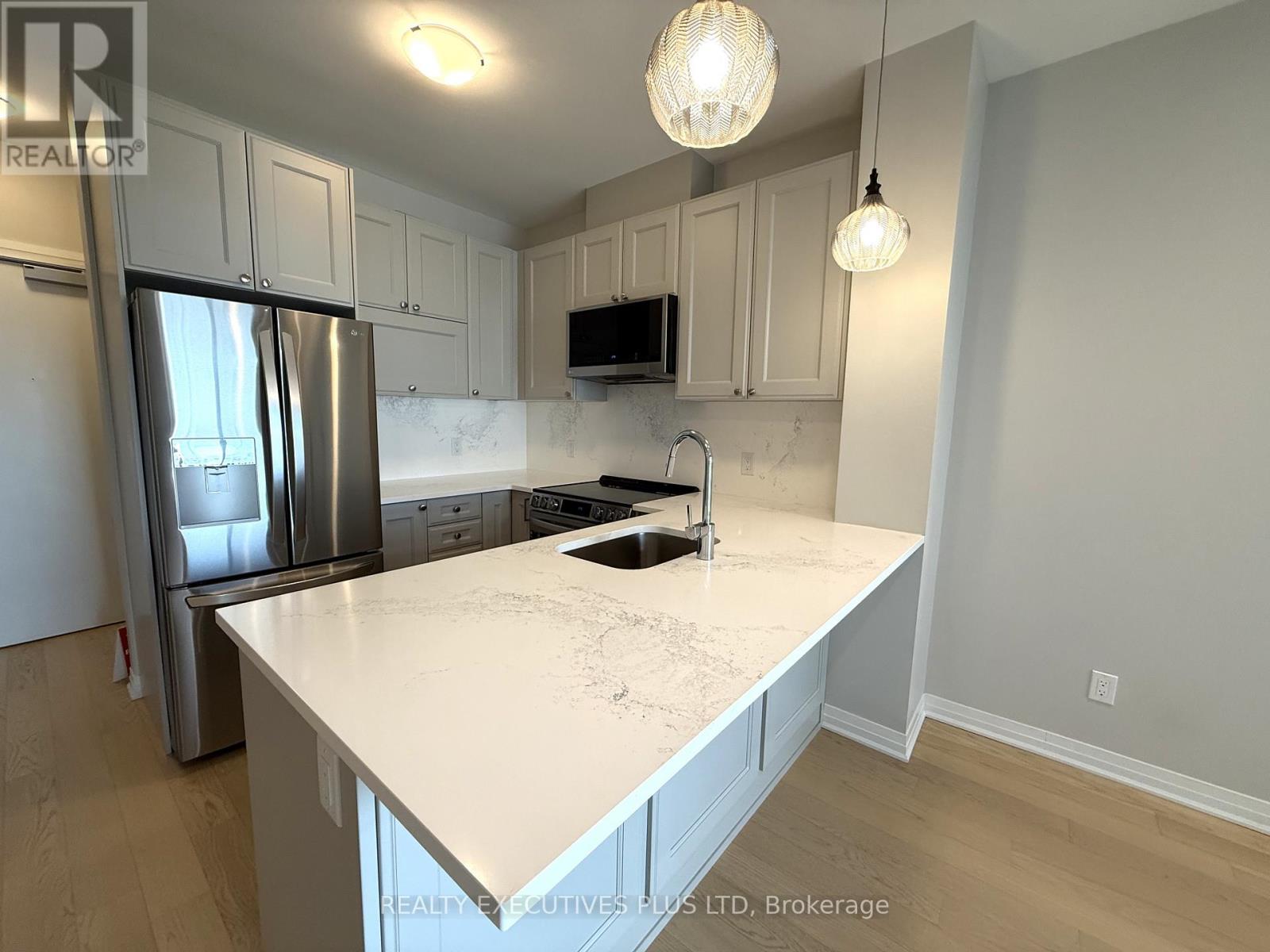 408 - 470 Gordon Krantz Avenue, Milton, Ontario  L9E 1Z3 - Photo 4 - W12916864