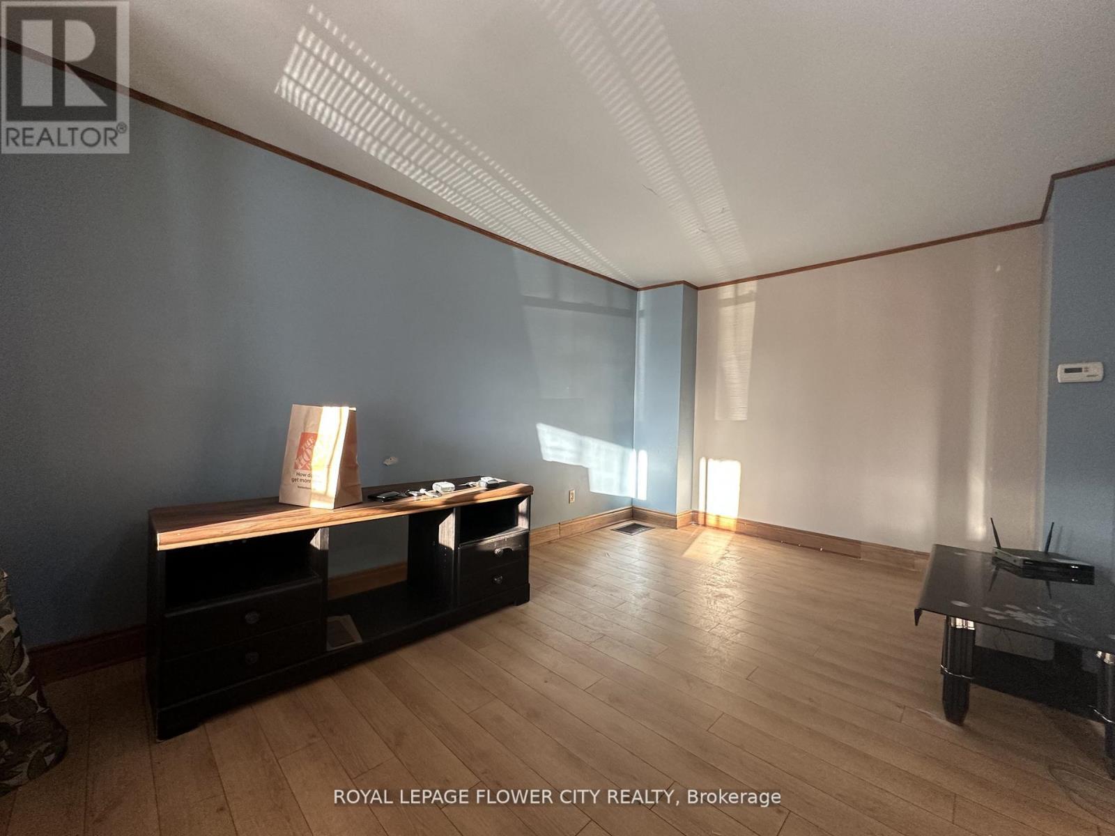 1248 Mcewan Avenue, Windsor, Ontario  N9B 2G7 - Photo 4 - X12916986