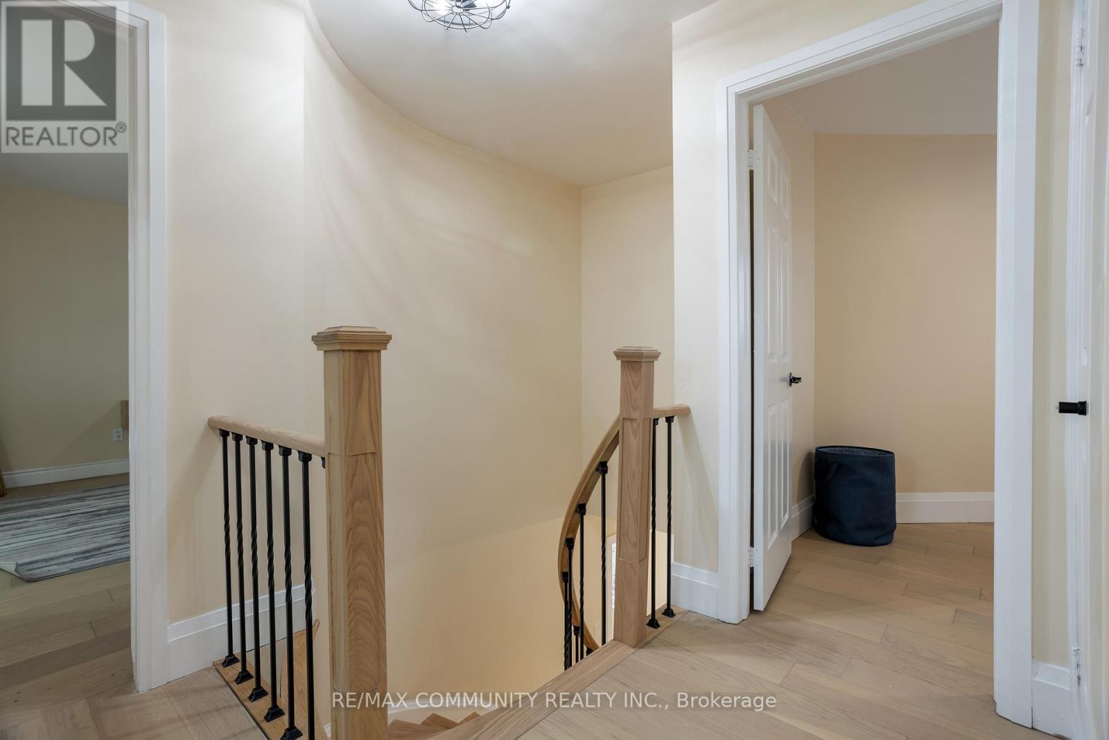 127 Glenvalley Drive, Cambridge, Ontario  N1T 1R1 - Photo 23 - X12917028