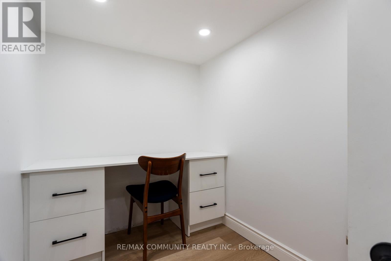 127 Glenvalley Drive, Cambridge, Ontario  N1T 1R1 - Photo 45 - X12917028