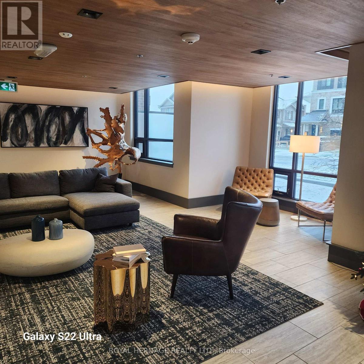 513 - 10 Esplanade Lane, Grimsby, Ontario  L3M 0H1 - Photo 4 - X12917032