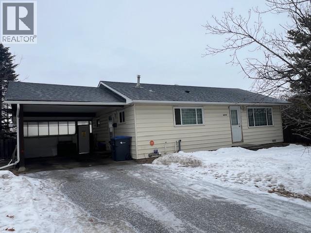 1216 113 Avenue, Dawson Creek, British Columbia