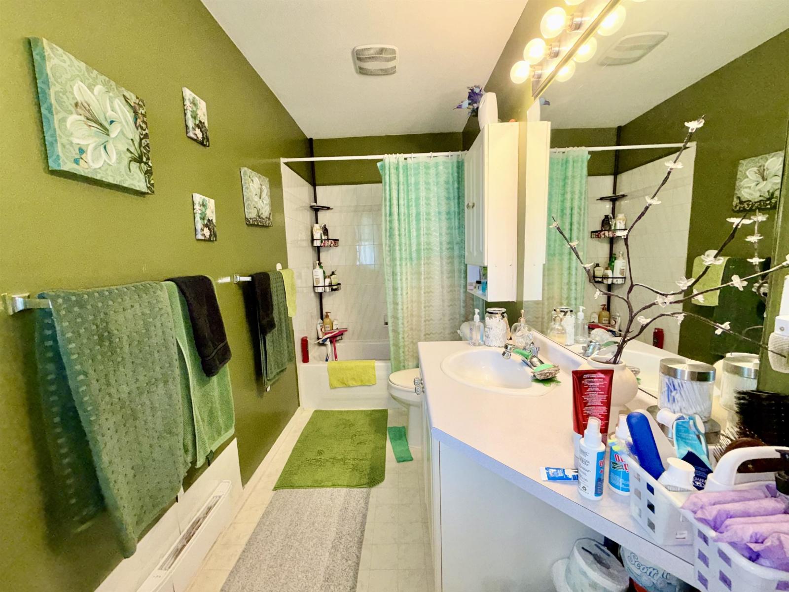 212 9310 King George Highway, Surrey, British Columbia  V3V 5W3 - Photo 15 - R3082776