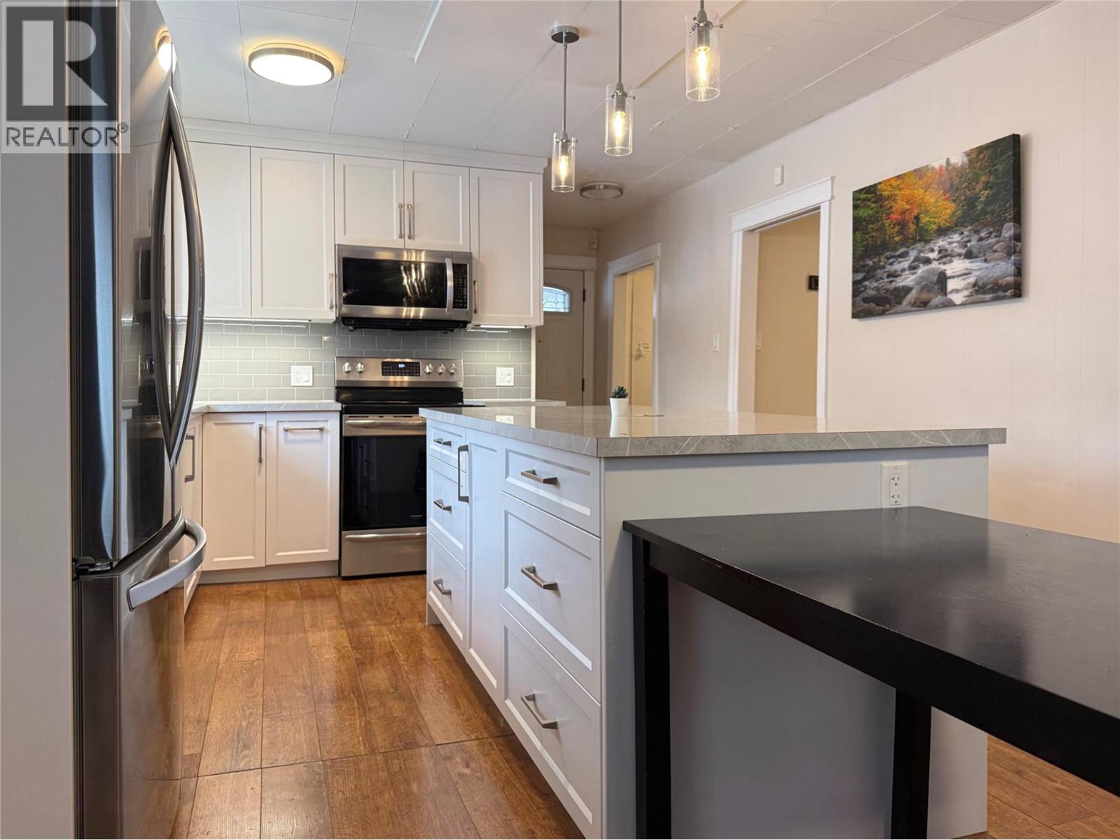 1216 113 Avenue, Dawson Creek, British Columbia  V1G 2Y8 - Photo 8 - 10374802