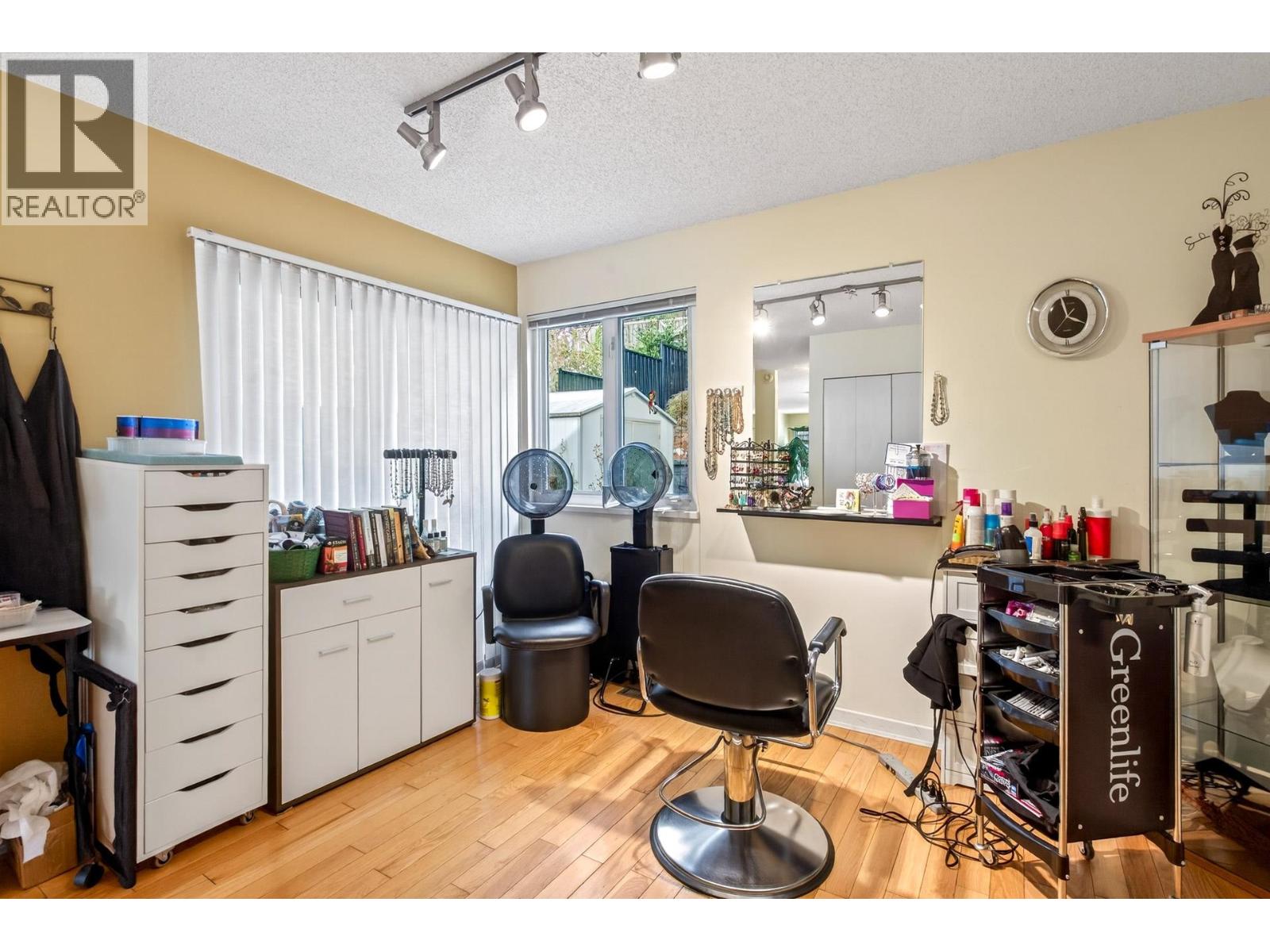 481 San Remo Drive, Port Moody, British Columbia  V3H 3S6 - Photo 18 - R3102919