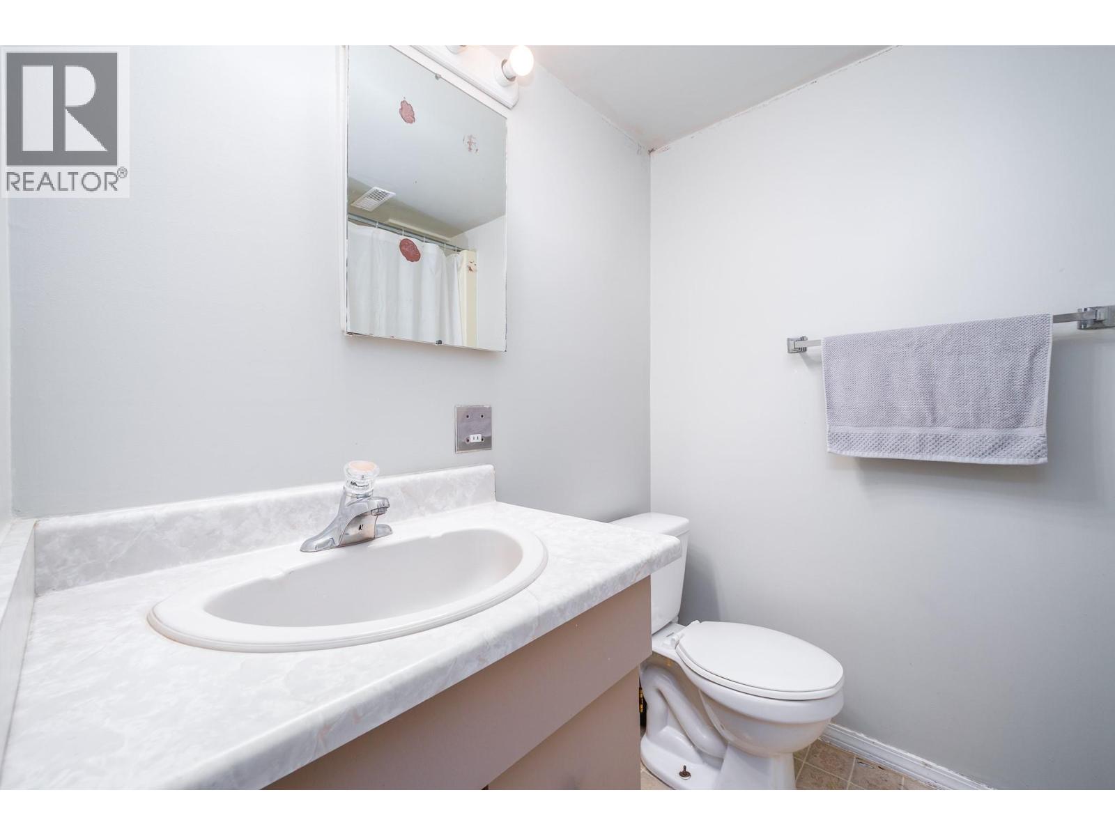 495-497 Gramiak Road, Kelowna, British Columbia  V1X 1K4 - Photo 34 - 10380210