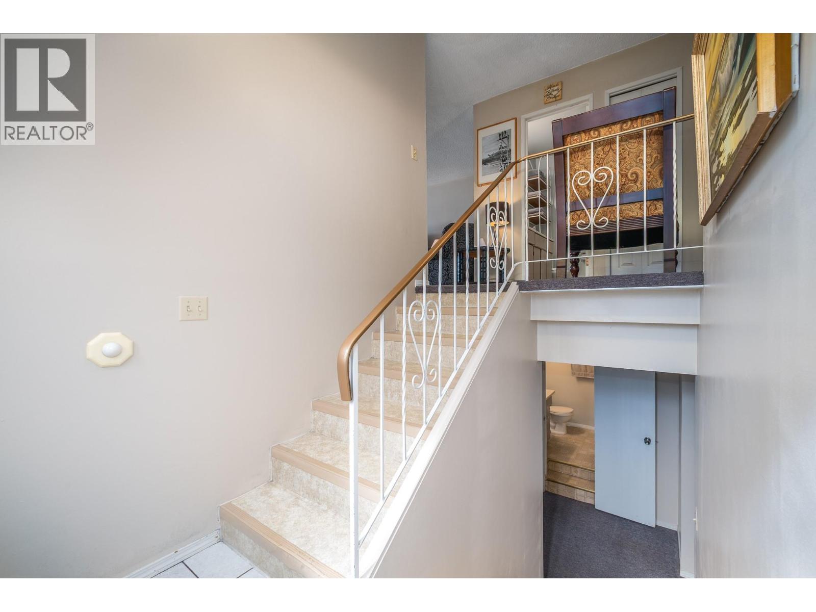 495-497 Gramiak Road, Kelowna, British Columbia  V1X 1K4 - Photo 5 - 10380210