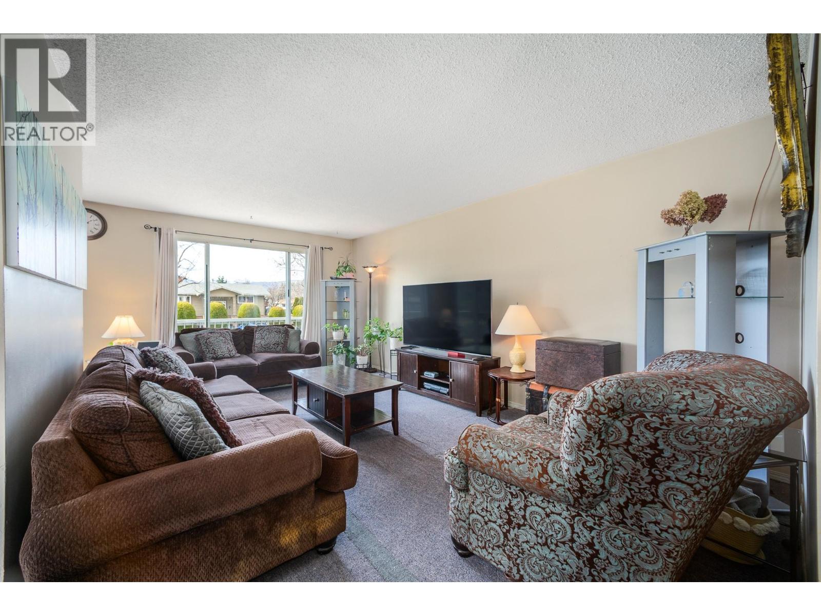 495-497 Gramiak Road, Kelowna, British Columbia  V1X 1K4 - Photo 6 - 10380210