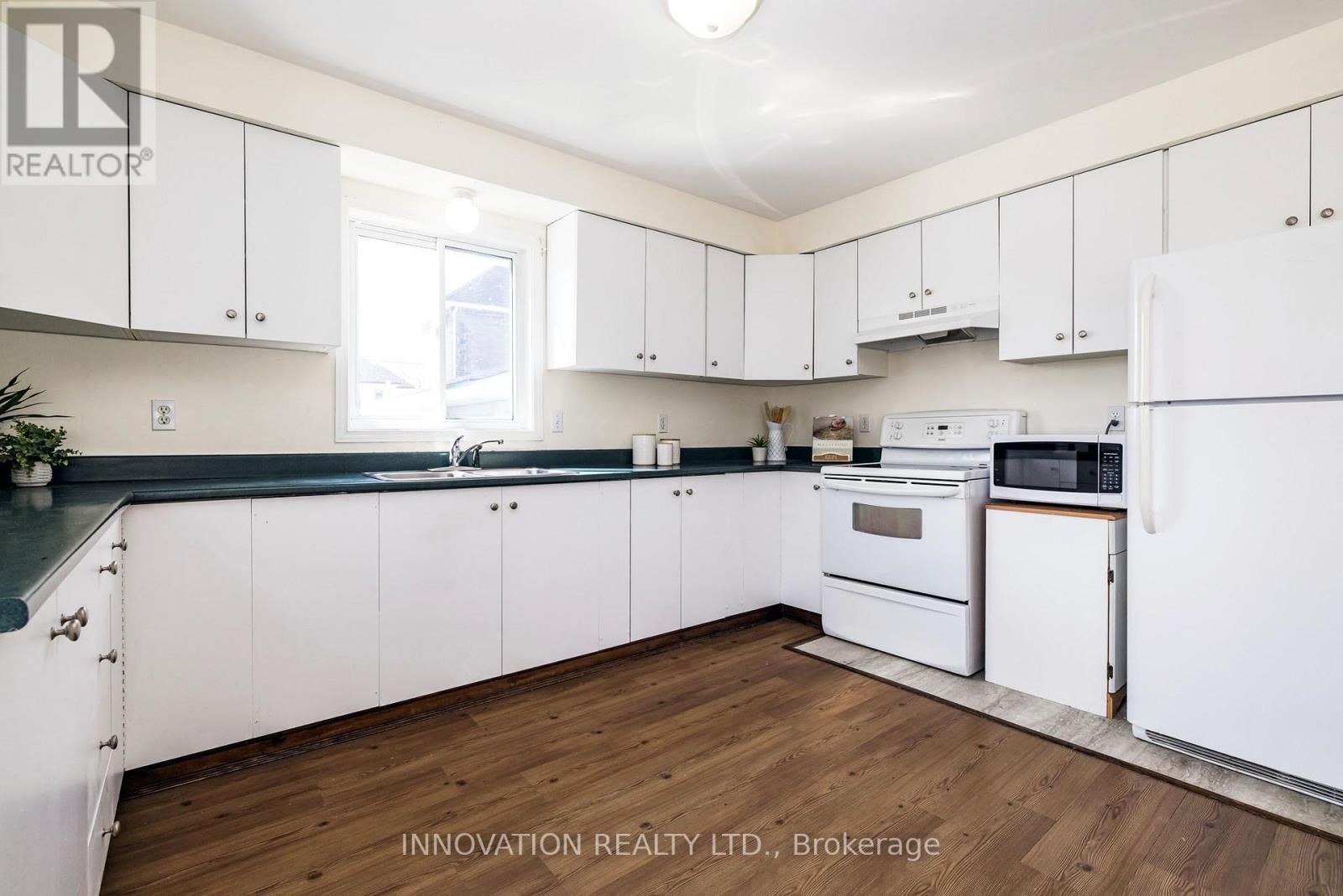 19 Thomas Street, Smiths Falls, Ontario  K7A 3E3 - Photo 17 - X12917090