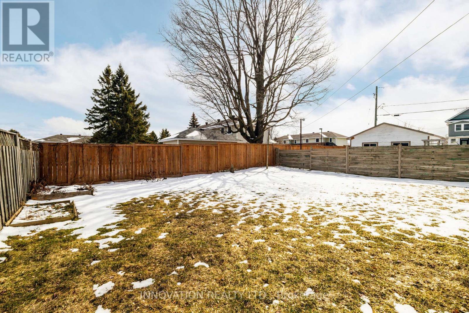 19 Thomas Street, Smiths Falls, Ontario  K7A 3E3 - Photo 39 - X12917090