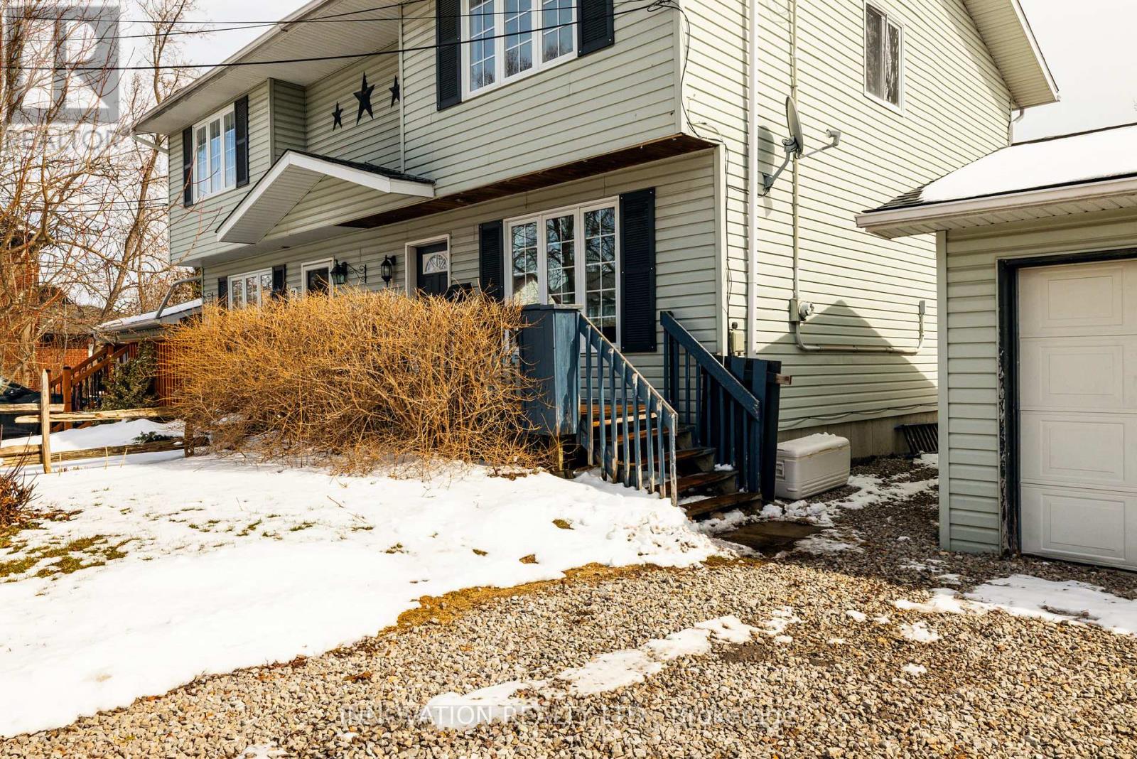 19 Thomas Street, Smiths Falls, Ontario  K7A 3E3 - Photo 6 - X12917090