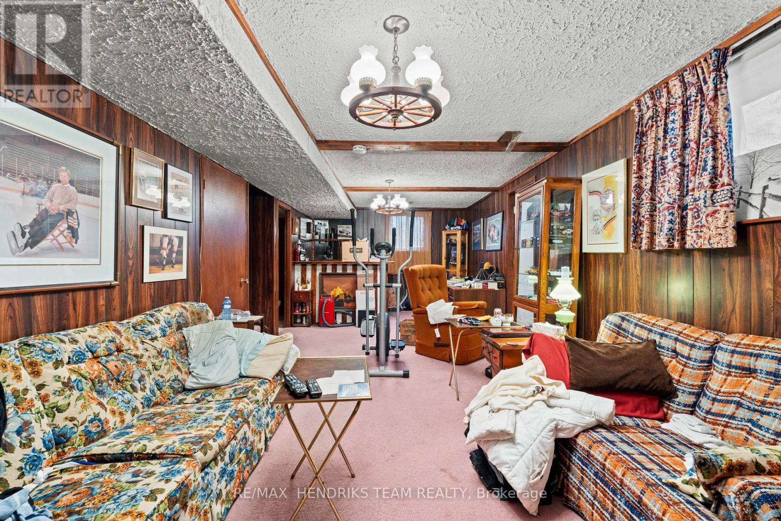 54 Grove Avenue, St. Catharines, Ontario  L2P 1E1 - Photo 18 - X12917074