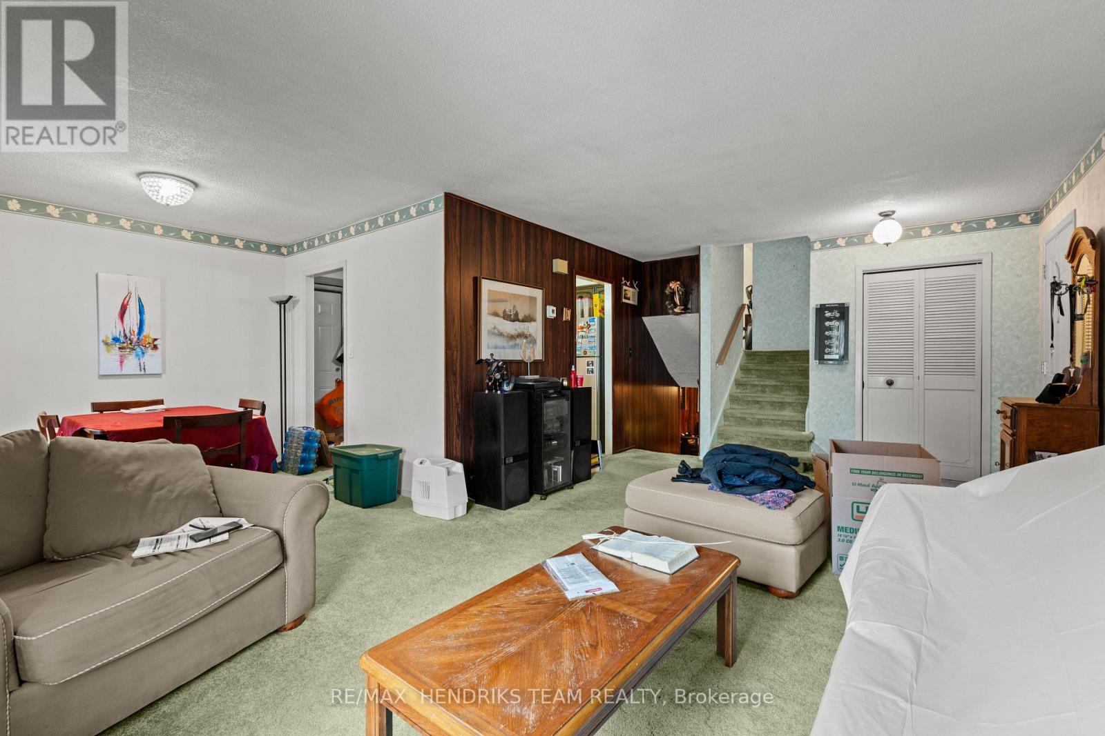 54 Grove Avenue, St. Catharines, Ontario  L2P 1E1 - Photo 8 - X12917074