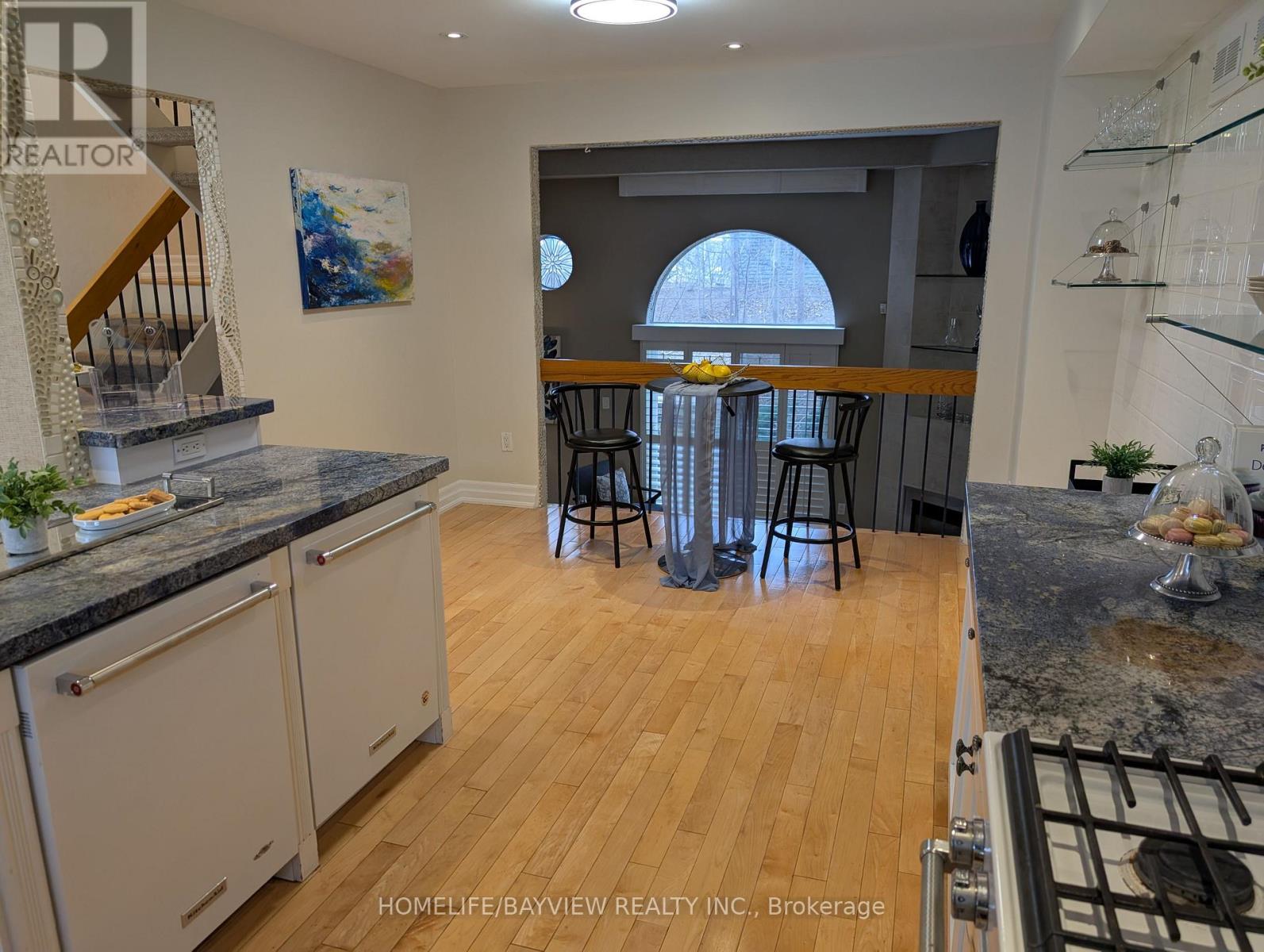 18 - 18 Oaken Gate Way, Toronto, Ontario  M2P 2A1 - Photo 21 - C12917130