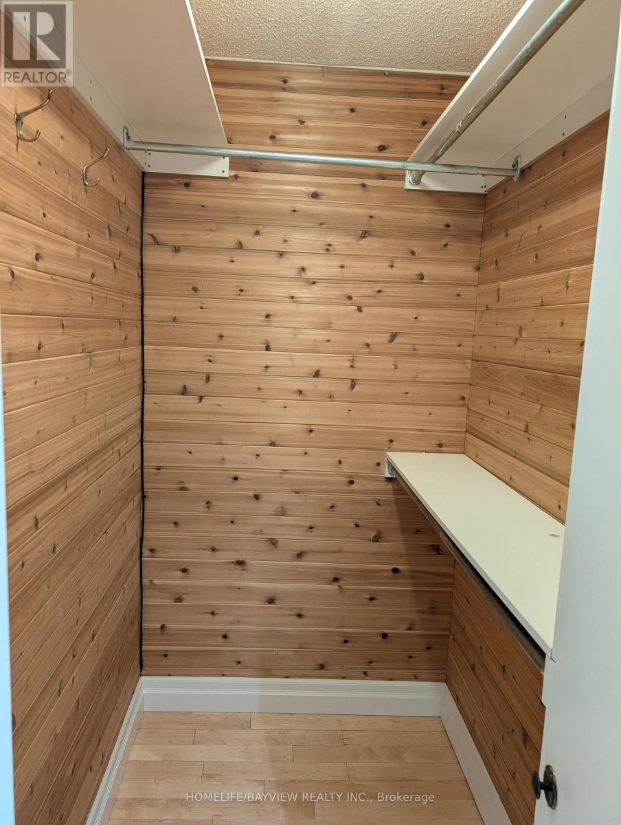 18 - 18 Oaken Gate Way, Toronto, Ontario  M2P 2A1 - Photo 31 - C12917130