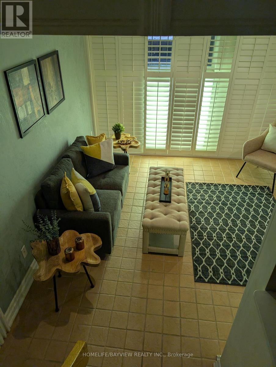 18 - 18 Oaken Gate Way, Toronto, Ontario  M2P 2A1 - Photo 6 - C12917130