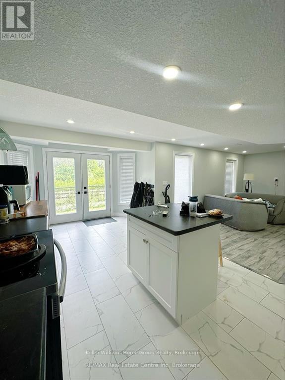 Unit B - 277 Macalister Boulevard, Guelph, Ontario  N1L 1B3 - Photo 3 - X12917058