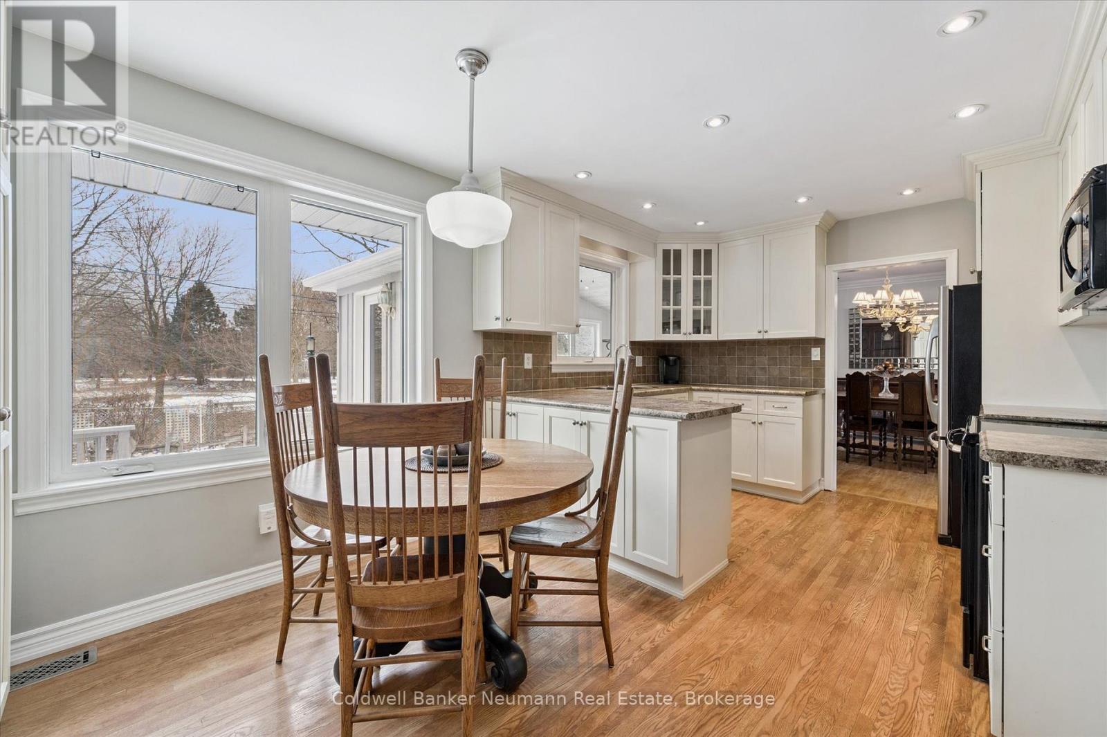 16 Colborn Street, Guelph, Ontario  N1G 2M5 - Photo 10 - X12917102