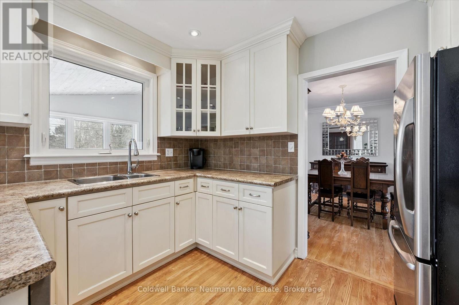 16 Colborn Street, Guelph, Ontario  N1G 2M5 - Photo 11 - X12917102