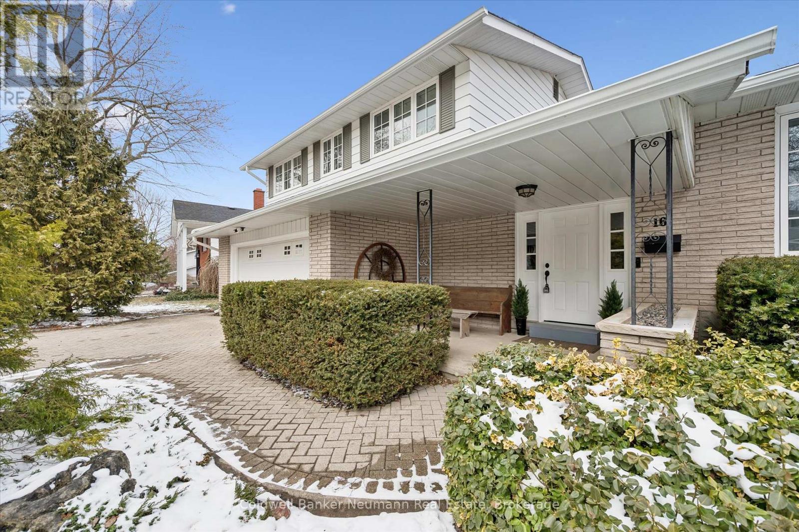 16 Colborn Street, Guelph, Ontario  N1G 2M5 - Photo 2 - X12917102